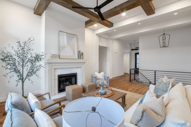 298 N AMBER LN, Layton, UT 84041