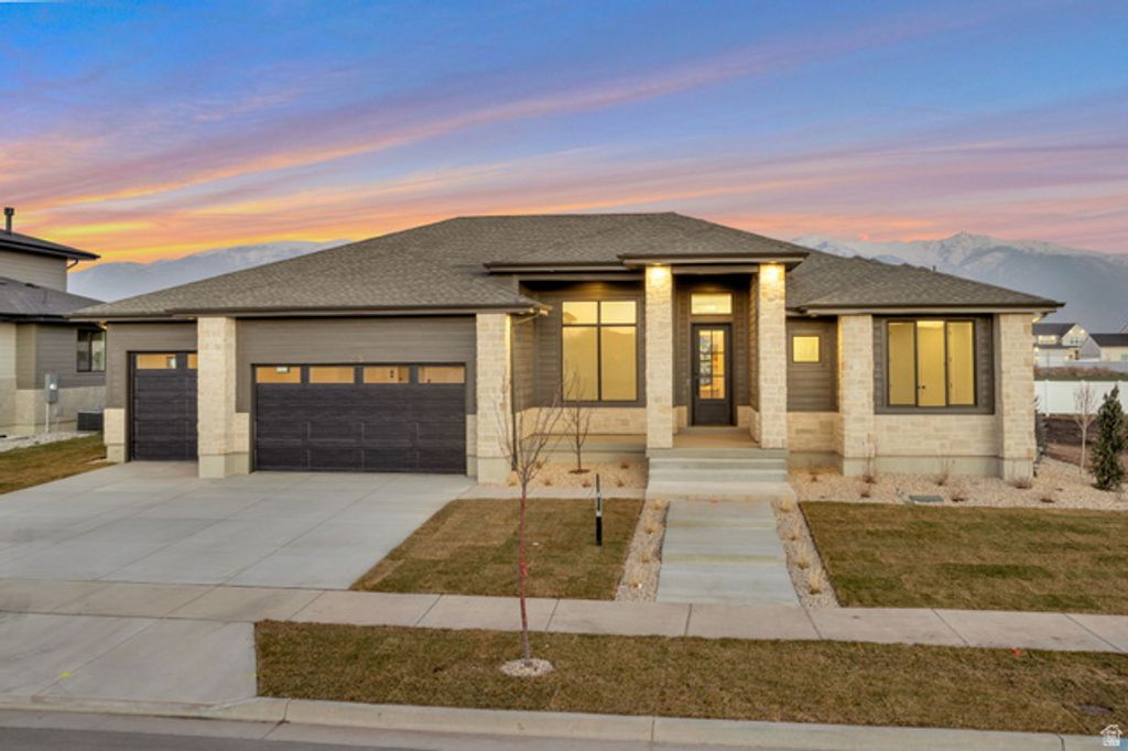 298 N AMBER LN, Layton, UT 84041