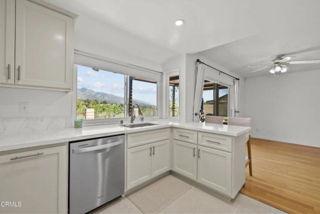 9426 Carlynn Place, Tujunga, CA 91042