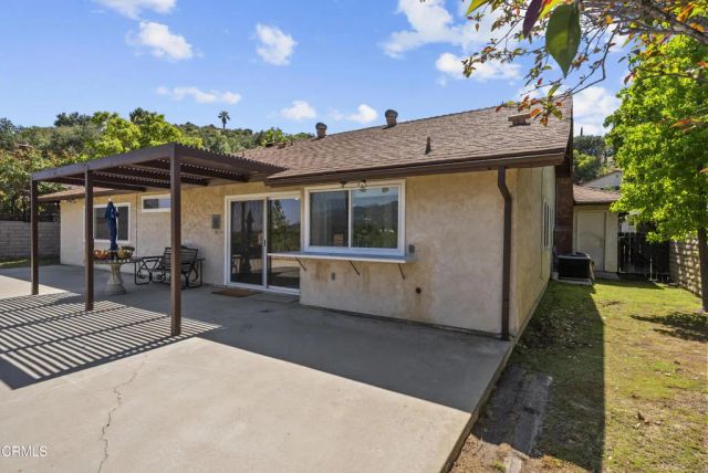 9426 Carlynn Place, Tujunga, CA 91042
