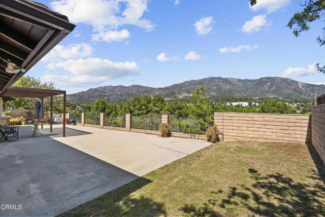 9426 Carlynn Place, Tujunga, CA 91042