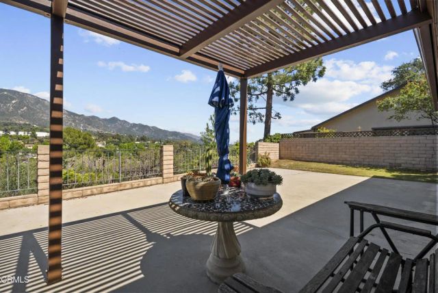 9426 Carlynn Place, Tujunga, CA 91042