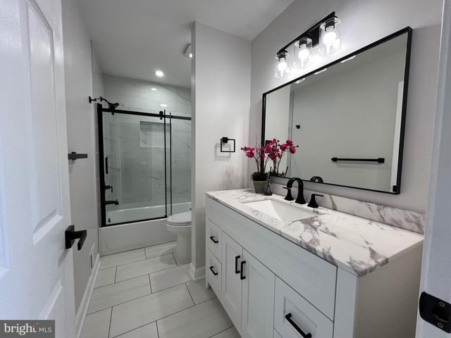 9753 MOOR GREEN, Manassas, VA 20112