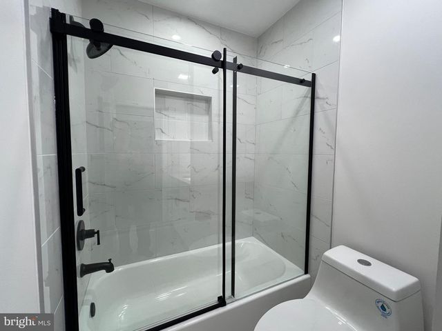 9753 MOOR GREEN, Manassas, VA 20112