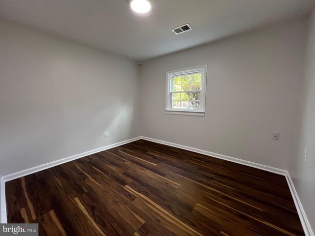 9753 MOOR GREEN, Manassas, VA 20112