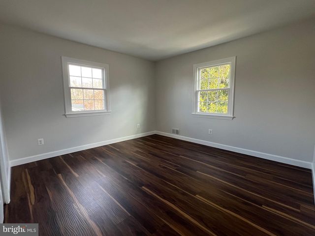 9753 MOOR GREEN, Manassas, VA 20112