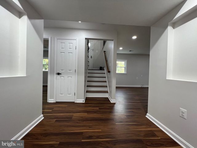9753 MOOR GREEN, Manassas, VA 20112