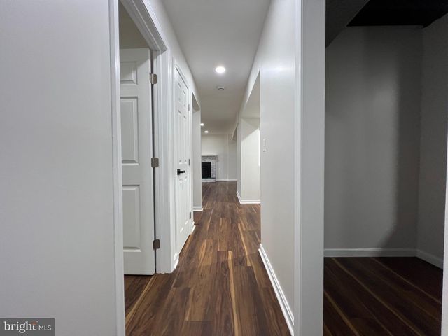 9753 MOOR GREEN, Manassas, VA 20112