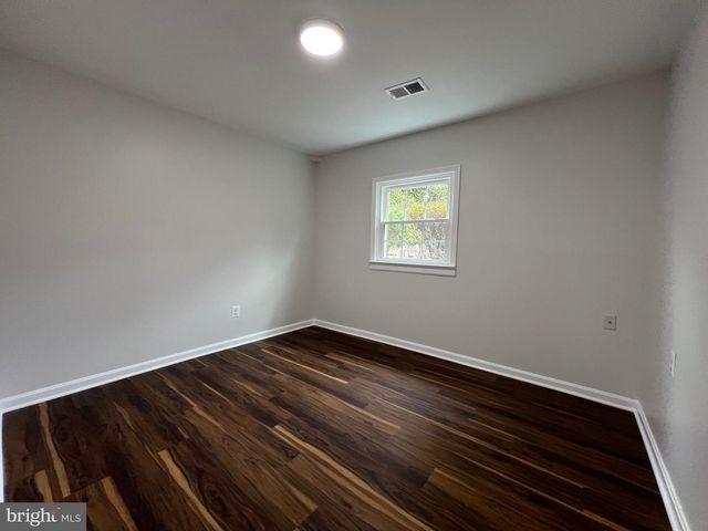 9753 MOOR GREEN, Manassas, VA 20112