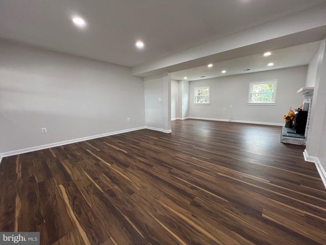 9753 MOOR GREEN, Manassas, VA 20112