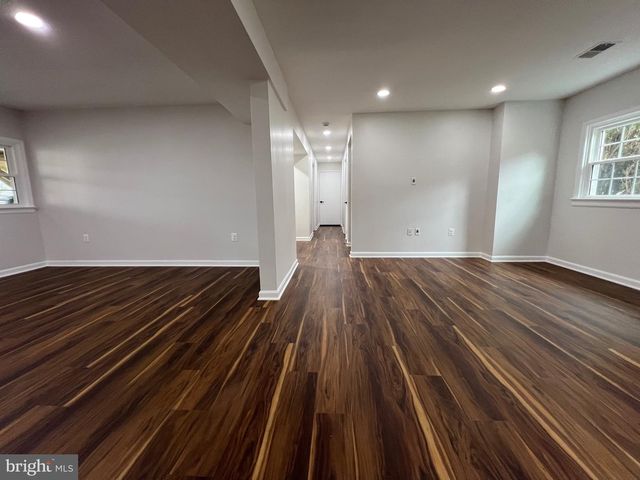 9753 MOOR GREEN, Manassas, VA 20112