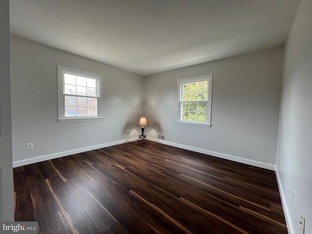 9753 MOOR GREEN, Manassas, VA 20112