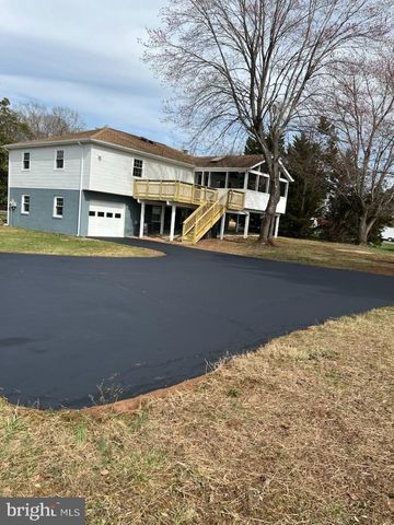 9753 MOOR GREEN, Manassas, VA 20112