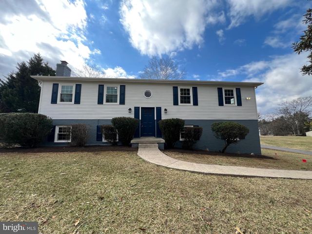 9753 MOOR GREEN, Manassas, VA 20112