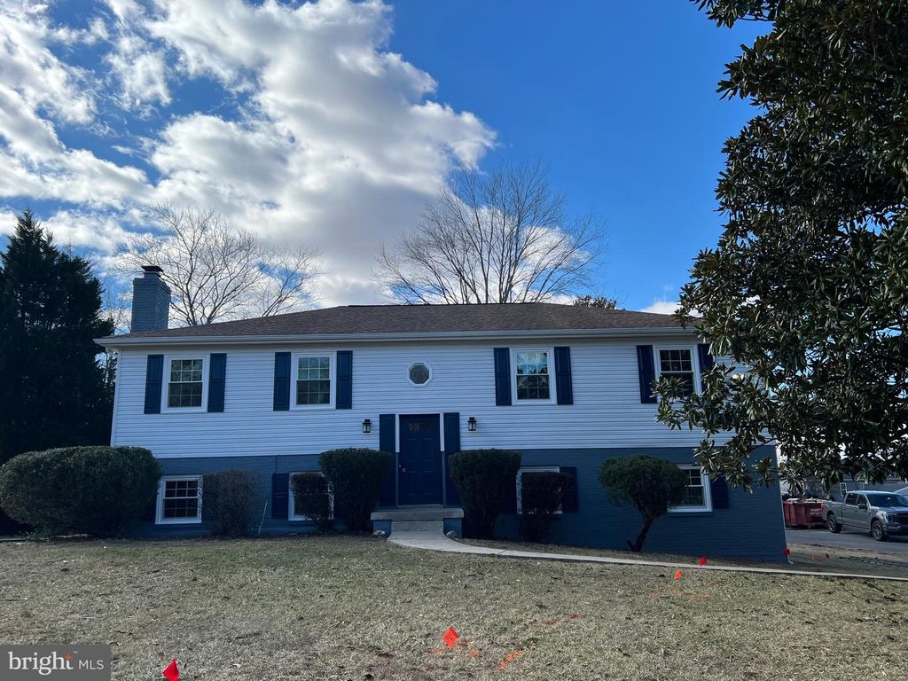 9753 MOOR GREEN, Manassas, VA 20112