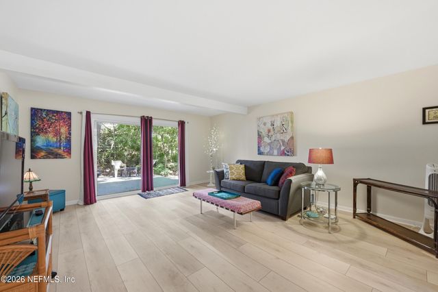 2700 MIZELL Avenue 102A, Fernandina Beach, FL 32034