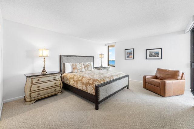 5070 N Ocean Drive 3b, Singer Island, FL 33404