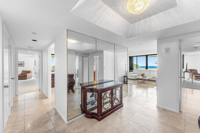 5070 N Ocean Drive 3b, Singer Island, FL 33404