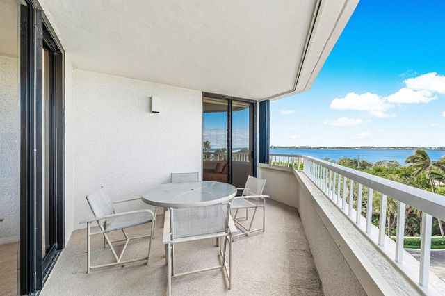 5070 N Ocean Drive 3b, Singer Island, FL 33404
