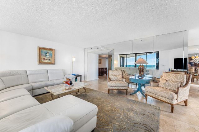 5070 N Ocean Drive 3b, Singer Island, FL 33404