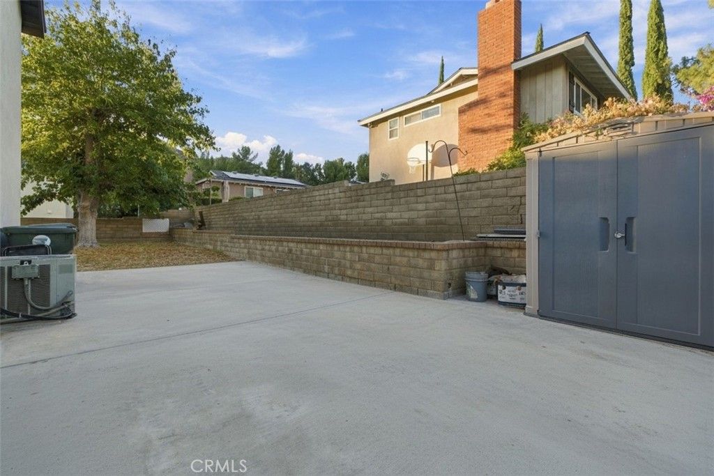 28975 Lotusgarden, Canyon Country, CA 91387 — photo 4