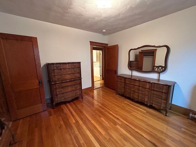 87 Woods Ave 1, Somerville, MA 02144