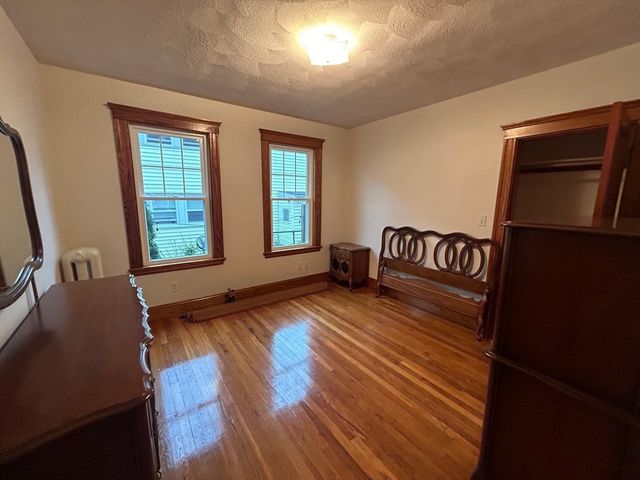 87 Woods Ave 1, Somerville, MA 02144