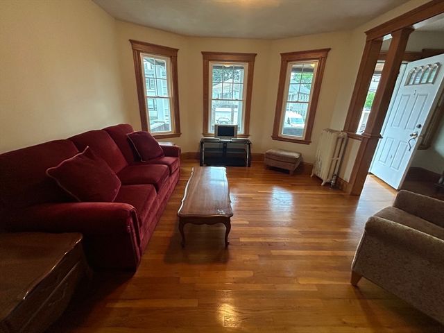 87 Woods Ave 1, Somerville, MA 02144