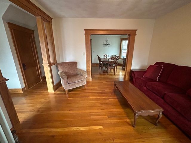 87 Woods Ave 1, Somerville, MA 02144