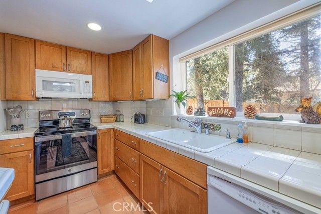 43411 Sheephorn Road, Big Bear Lake, CA 92315