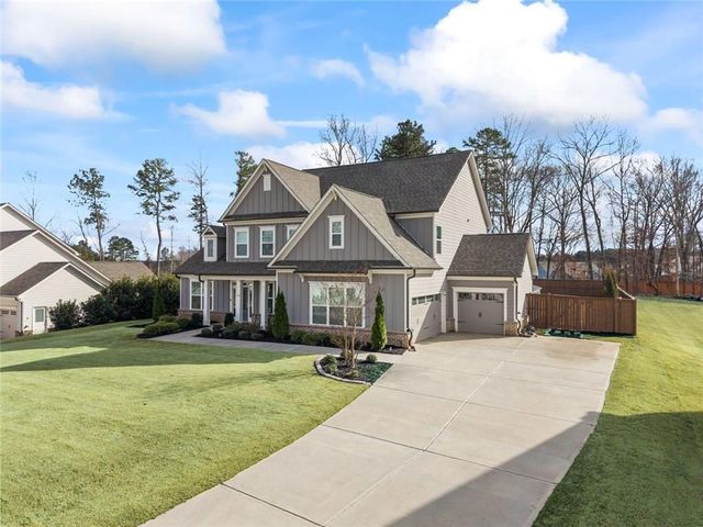 1026 Montrose Way, Hoschton, GA 30548