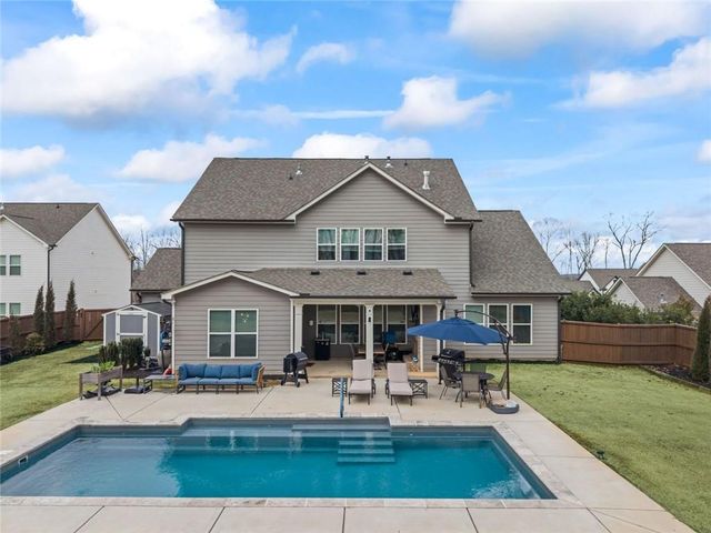 1026 Montrose Way, Hoschton, GA 30548