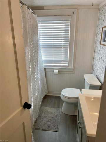 202 Porter RD, Portsmouth, VA 23707