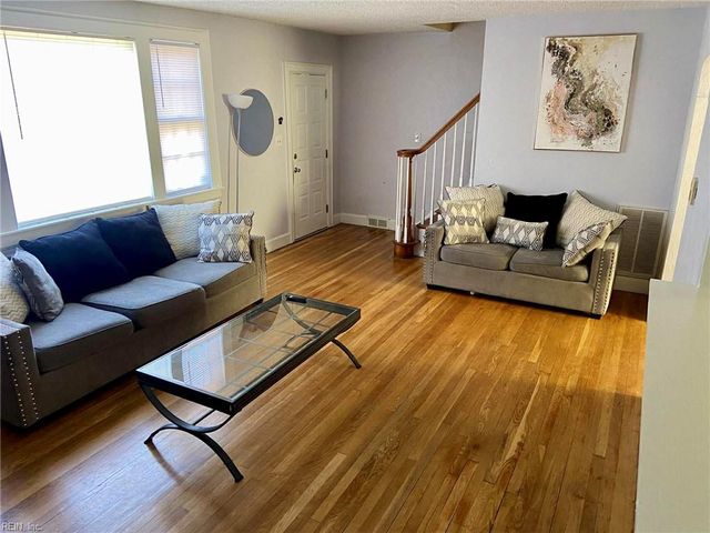 202 Porter RD, Portsmouth, VA 23707