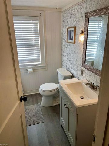 202 Porter RD, Portsmouth, VA 23707