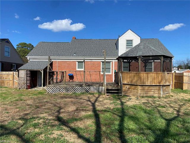 202 Porter RD, Portsmouth, VA 23707