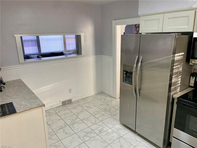 202 Porter RD, Portsmouth, VA 23707