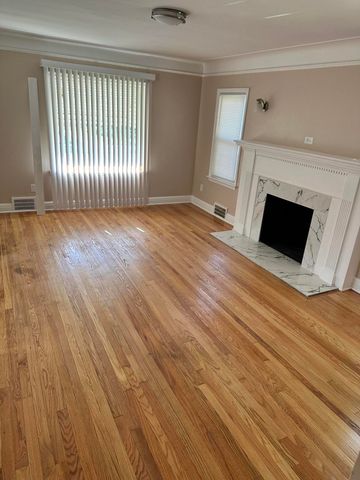 15872 ASBURY PARK Park, Detroit, MI 48227