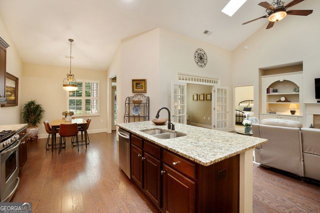 1535 Water Vista Court 3904, Cumming, GA 30041