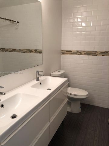 836 NW 82nd Avenue 3, Plantation, FL 33324