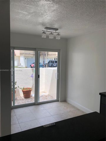 836 NW 82nd Avenue 3, Plantation, FL 33324