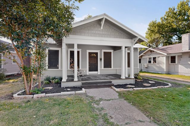 326 Virginia Avenue, Waxahachie, TX 75165