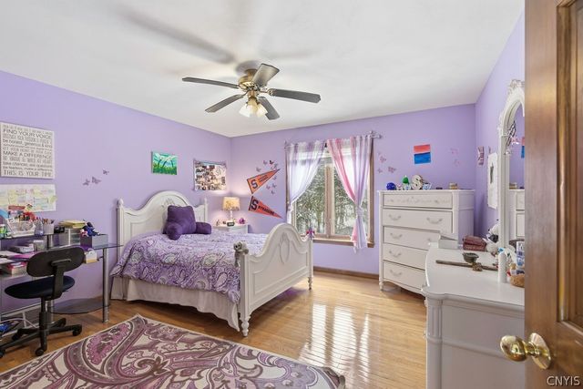 3329 Misty Cove Circle, Lysander, NY 13027