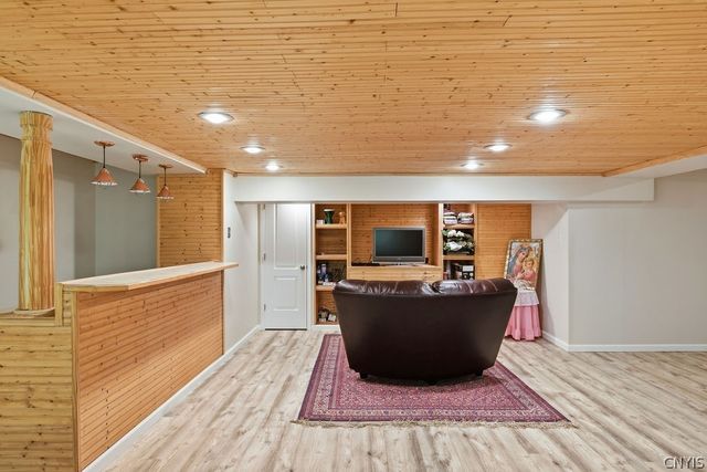 3329 Misty Cove Circle, Lysander, NY 13027