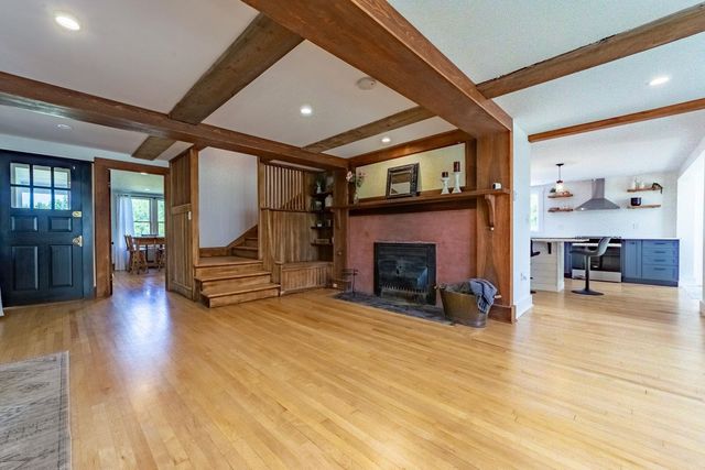 620 Poole Hill Road, Bridgewater, NH 03222