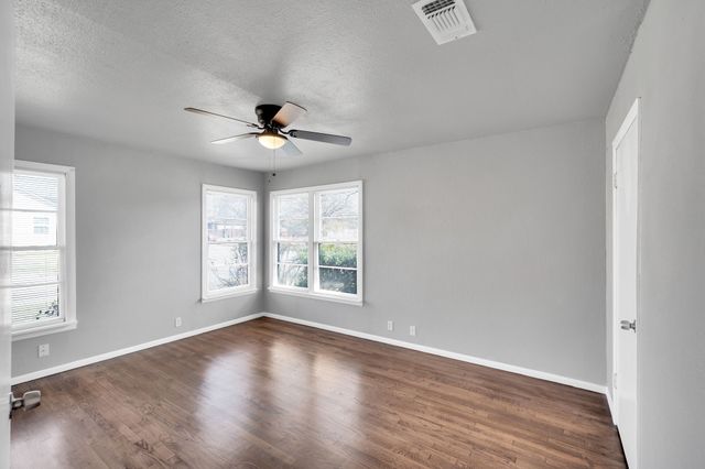 413 Shaw Street, Cleburne, TX 76033