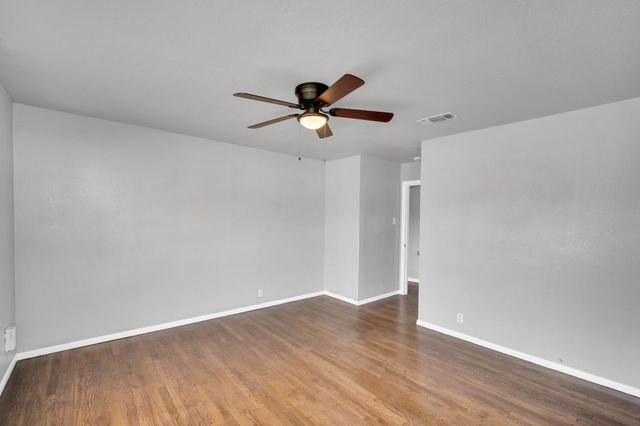 413 Shaw Street, Cleburne, TX 76033