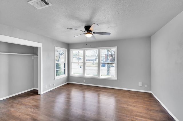 413 Shaw Street, Cleburne, TX 76033