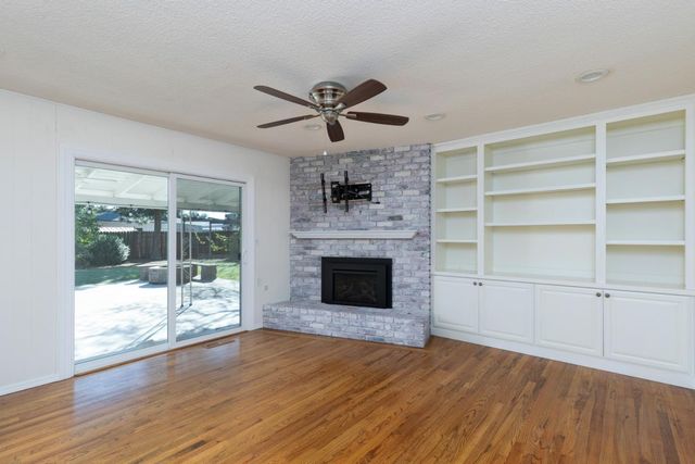 5274 N Nantucket Avenue, Fresno, CA 93704