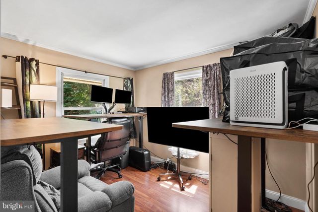 48 TOWPATH RD, Levittown, PA 19056